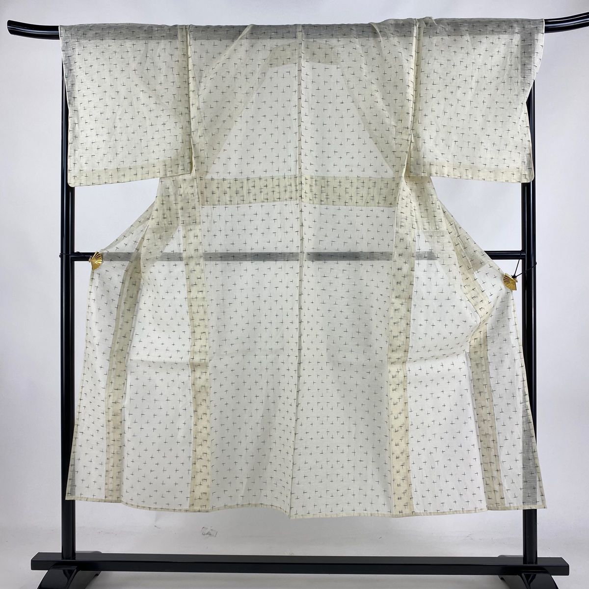 男着物 身丈144cm 裄丈71cm M 薄物 夏紬 絣柄 クリーム 正絹 秀品