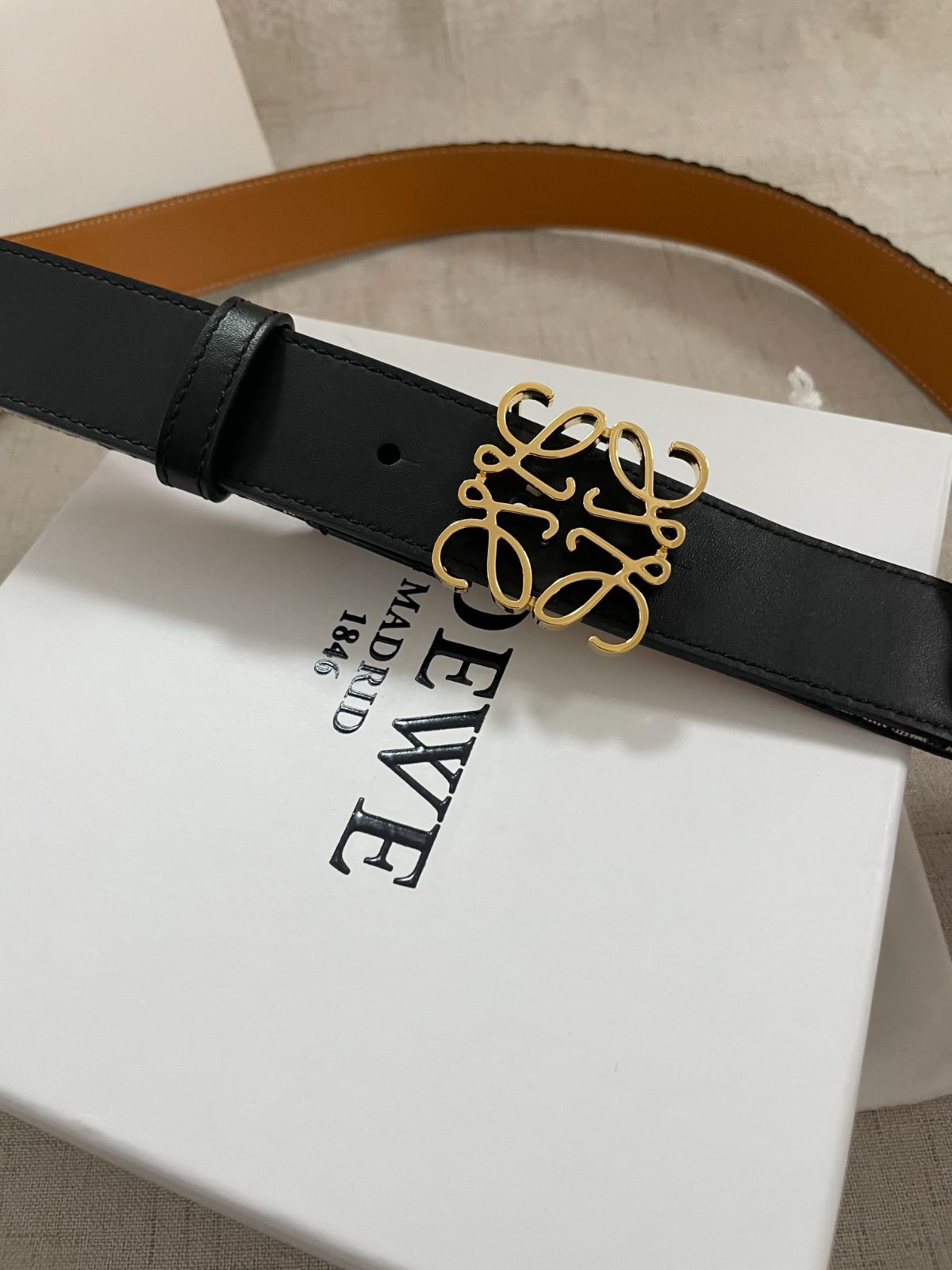 感謝価格LOEWE ロエベ ベルト - メルカリ