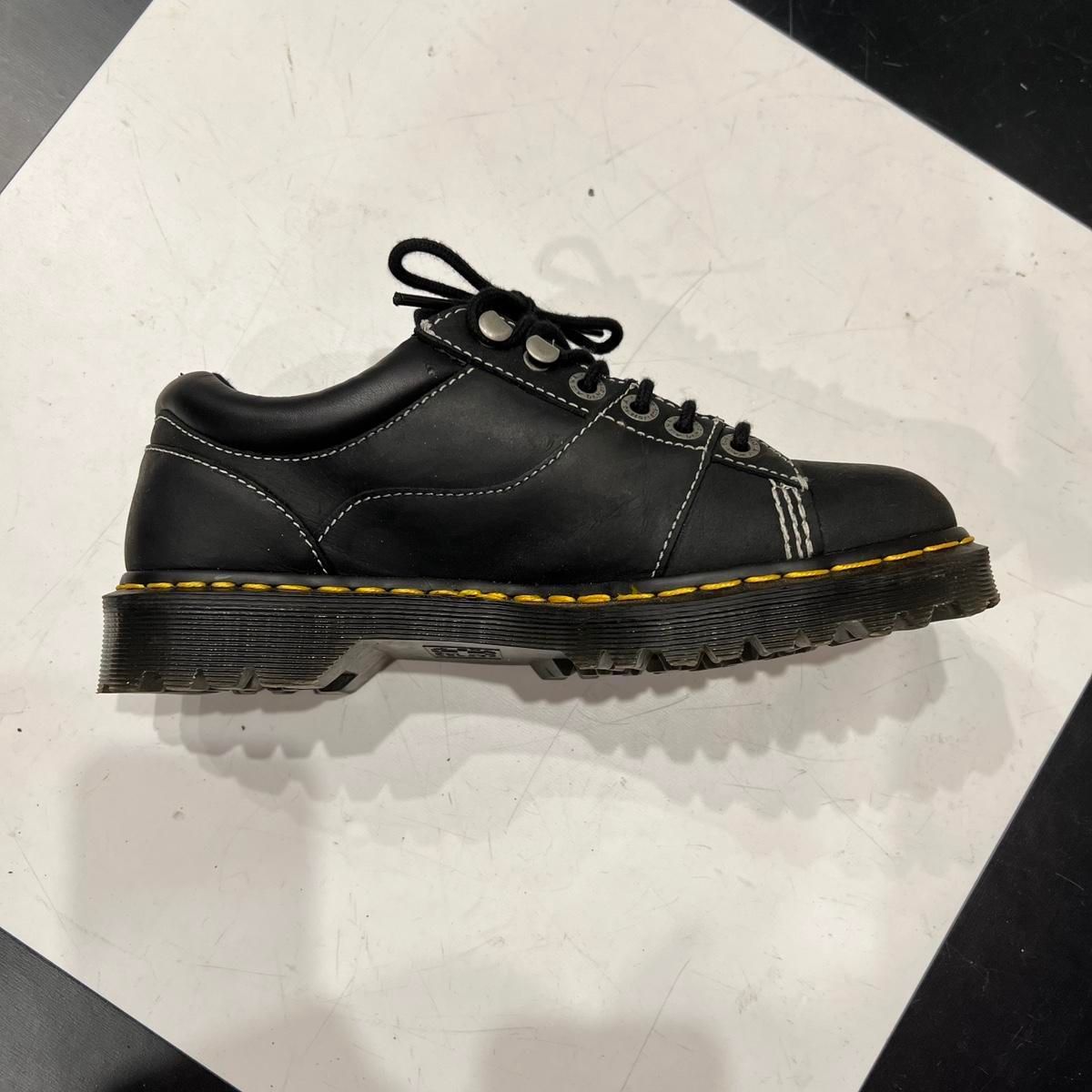 Bunjang商品韓国直送】260 DR. MARTENS(ドクターマーチン) メロウ - メルカリ