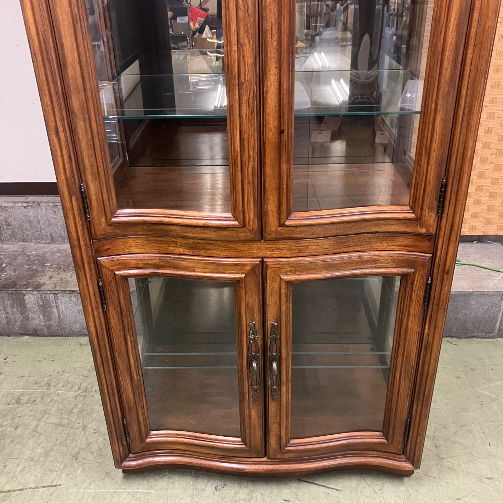 美品！DREXEL 約300万円 Grand Villa 飾り棚 ドレクセル 美品！DREXEL 約300万円 Grand Villa 飾り棚 ドレクセル - メルカリ