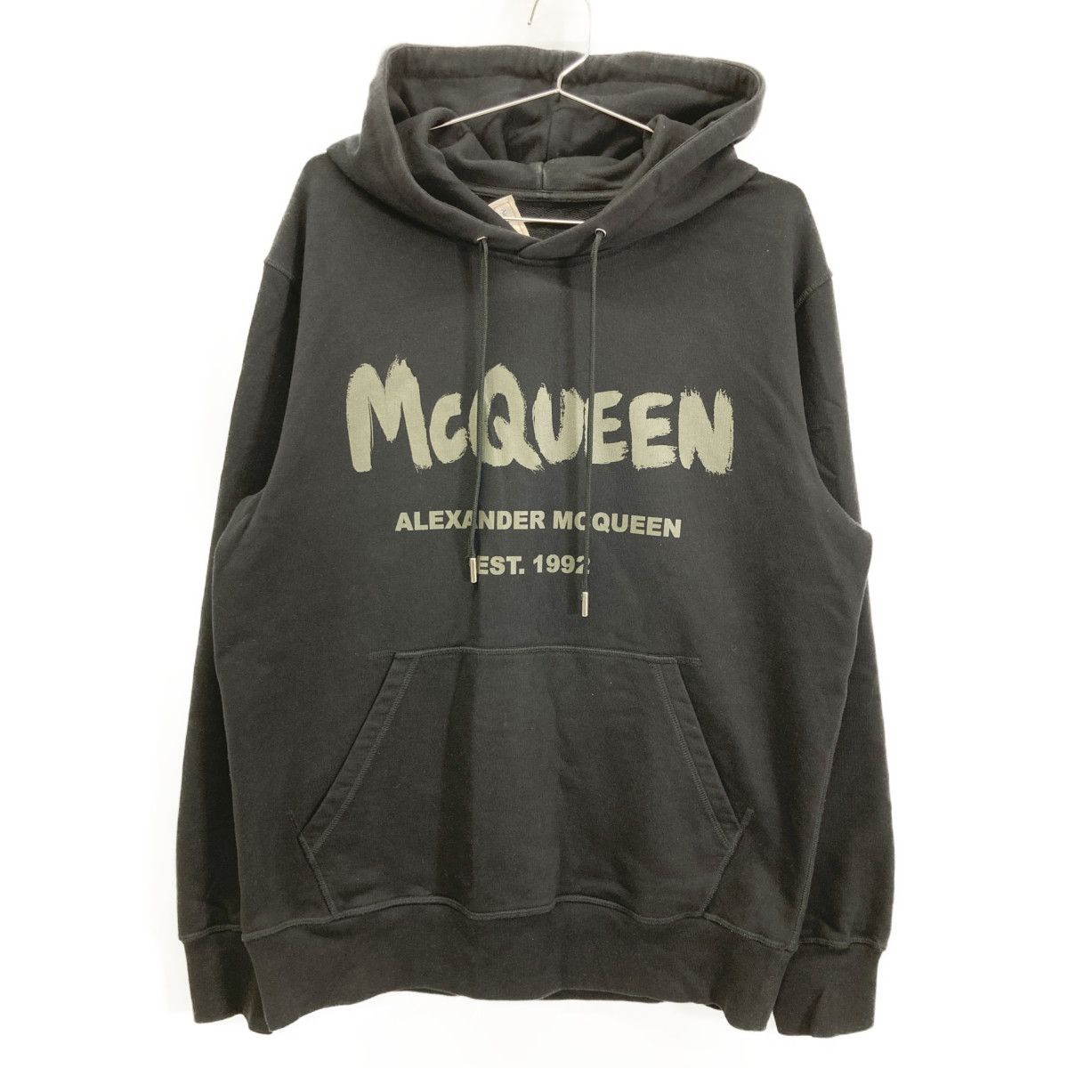 Alexander McQueen アレキサンダーマックイーン ﾌﾞﾗｯｸ 23年 688715QTAAB ﾍﾟｲﾝﾄﾛｺﾞ ﾌﾟﾙｵｰﾊﾞｰﾌｰﾃﾞｨ M