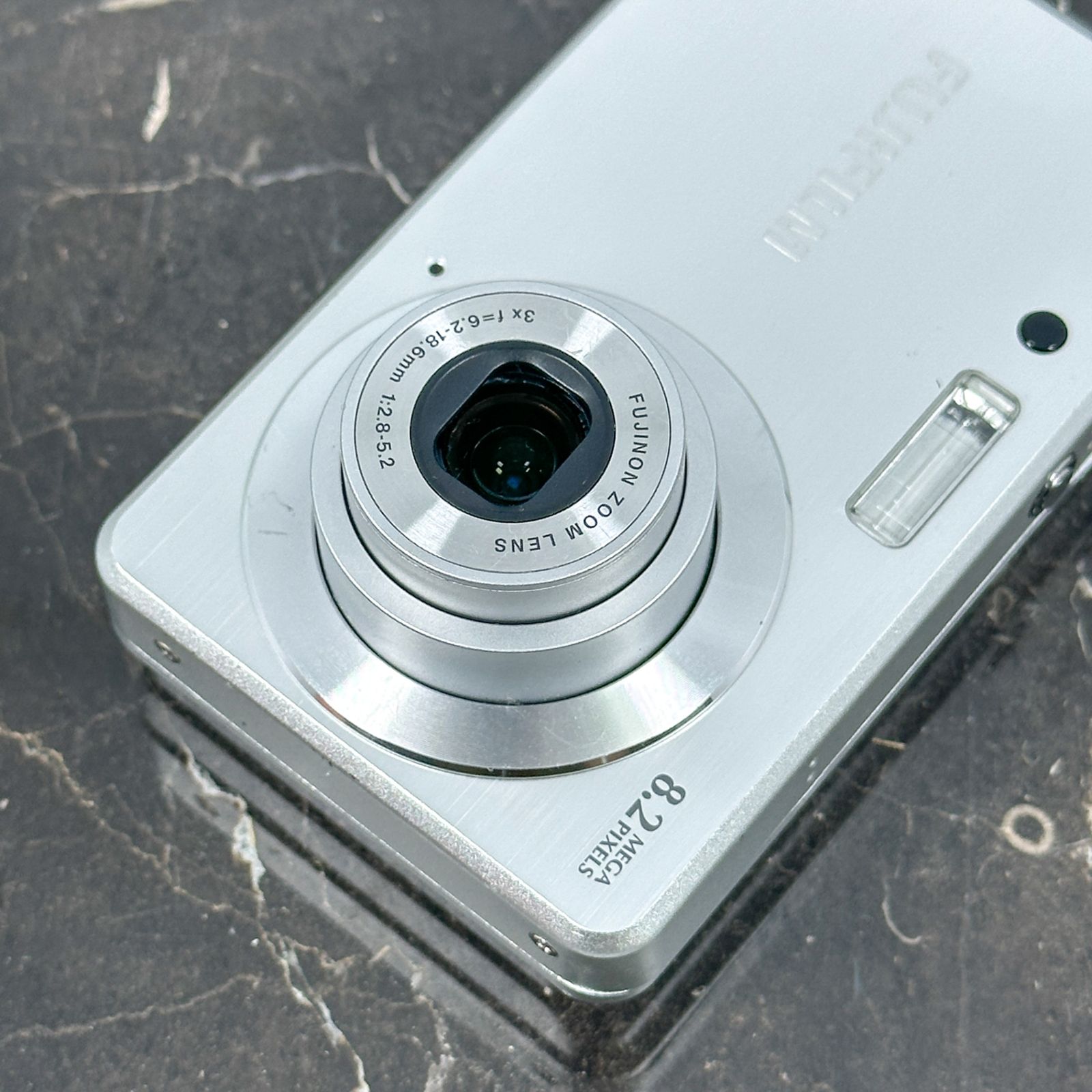 FUJIFILM FINEPIX J10 シルバー D25-0102 - メルカリ