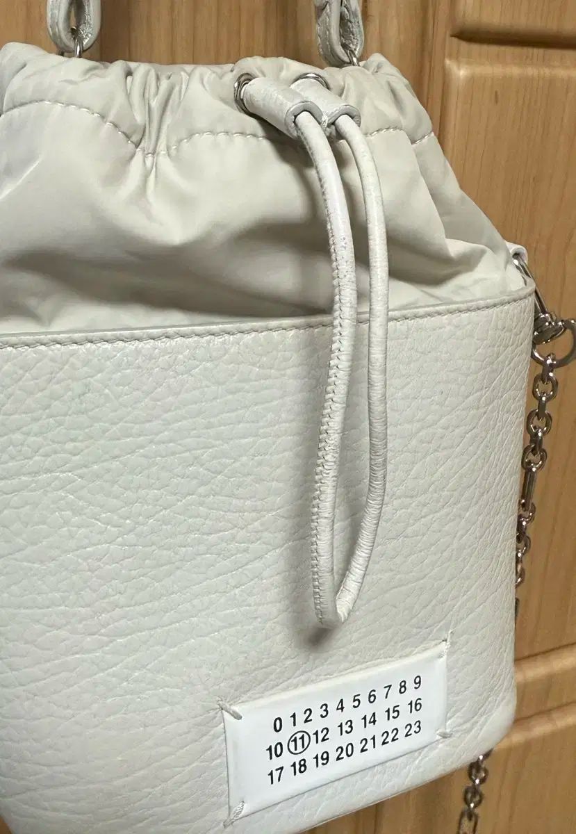Maison Margiela(メゾン マルジェラ) 5ac クリーム バッグ Maison Margiela(メゾン マルジェラ) 5ac クリーム バッグ