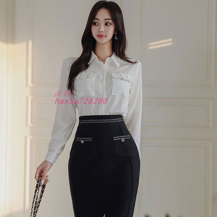 ミディ丈スリットタイトワンピース