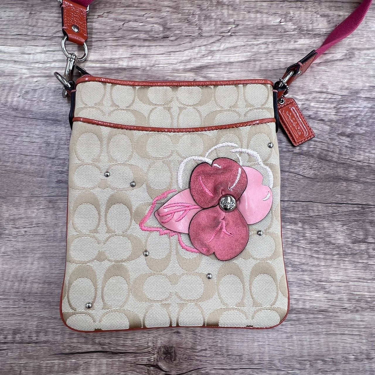 COACH コーチ シグネチャー ベージュ×ピンク系 斜め掛け