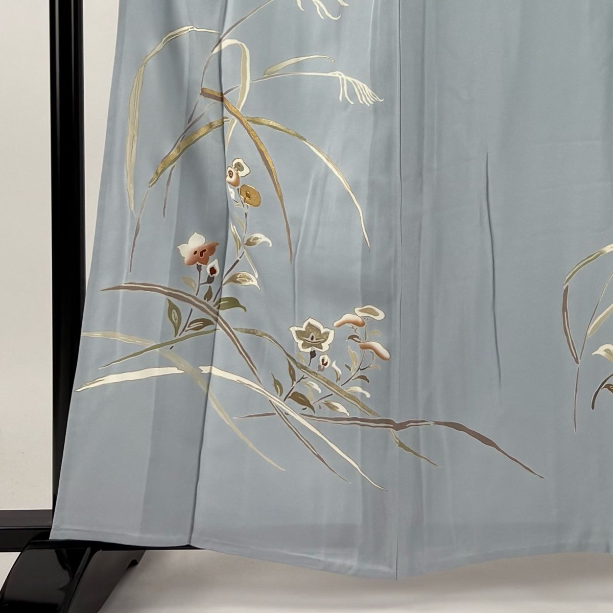 バイセル 着物 美品 名品 付下げ 青 やまと誂製 草花 鳥 動物 正絹 袷 158cm Lサイズ ☆☆☆☆ 付下げ 身丈162cm 裄丈68.5cm L 袷 草花 金糸 刺繍 サーモンピンク