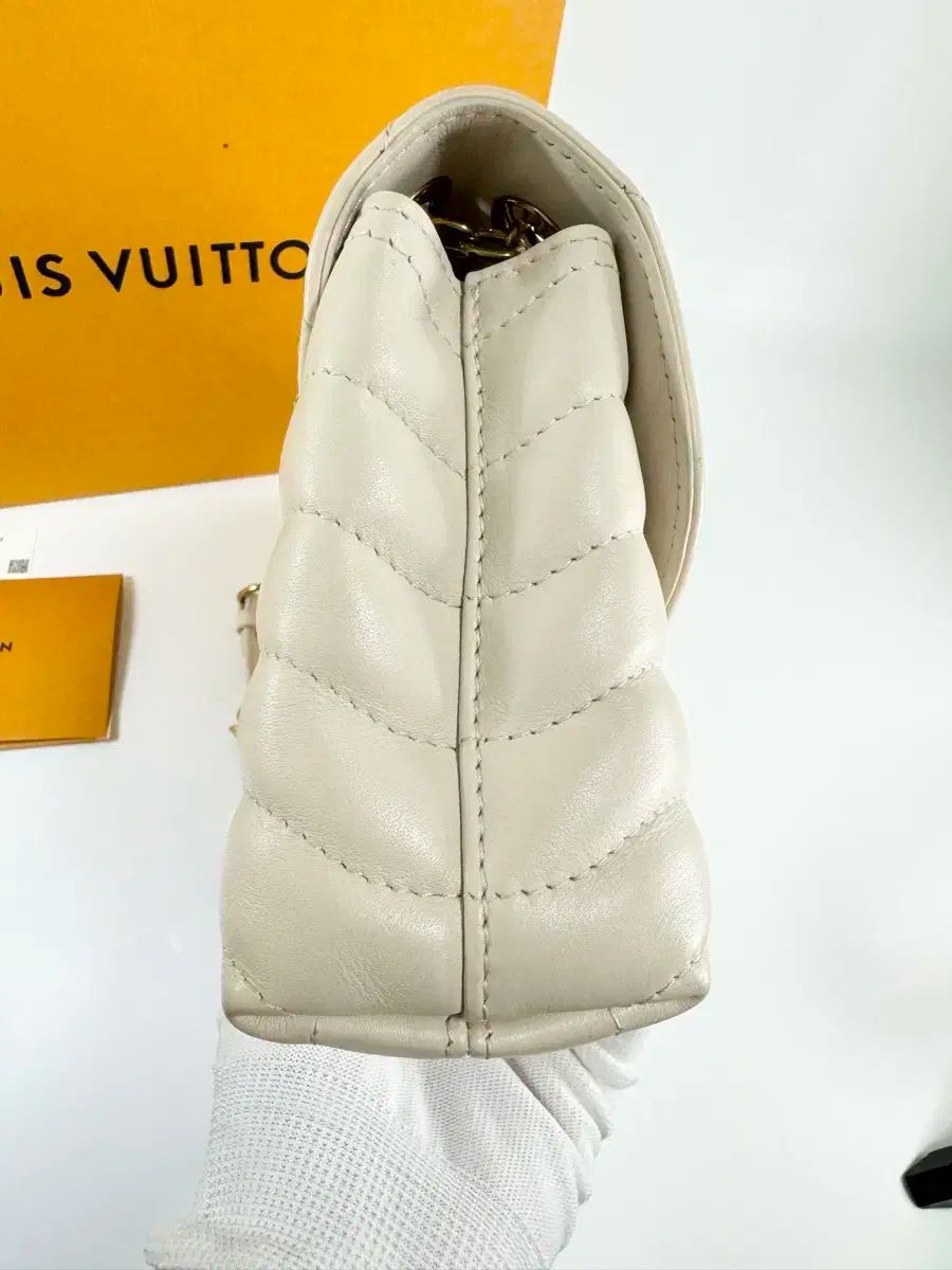 Vuitton ルイヴィトン