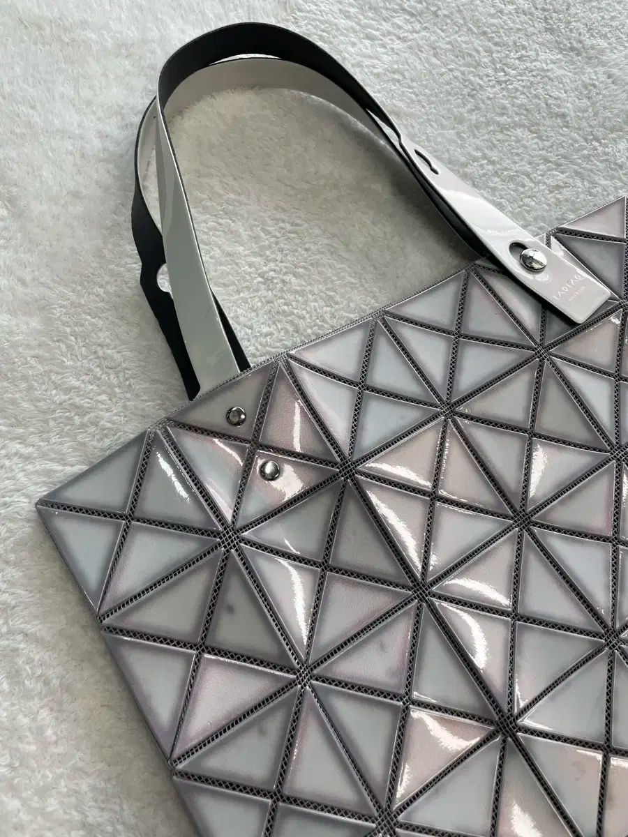 BAO BAO ISSEY MIYAKE(バオバオイッセイミヤケ) ルーセント