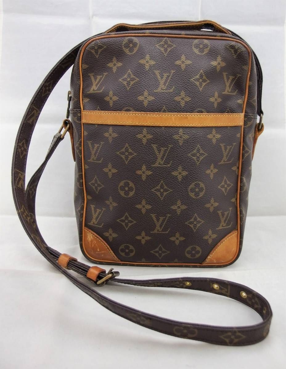 LOUIS VUITTON ルイヴィトン モノグラム ダヌーブMM M45264