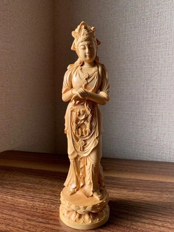 木彫 仏像 観音菩薩様像 ツゲ - メルカリ