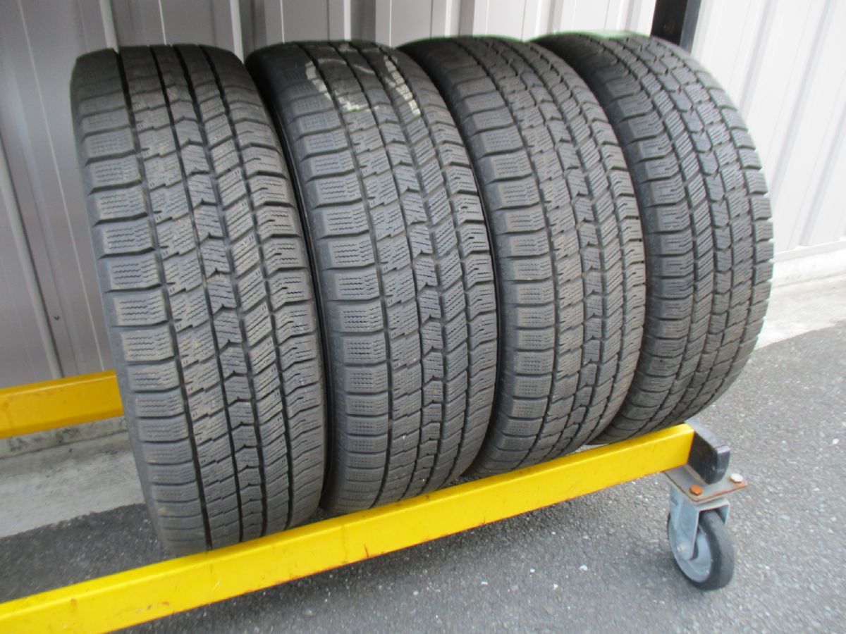 205 60R16 92Q グッドイヤー ICENAVI8 製 スタッドレス 4本 T60340812 インボイス領収書発行