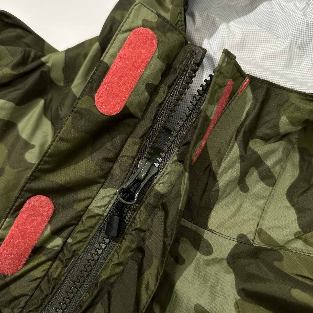Columbia PFG コロンビア 常吉 コラボ 迷彩 カモ ナイロンパーカー Columbia コロンビア カモフラ 迷彩 OMNI-TECH マウンテンパーカー