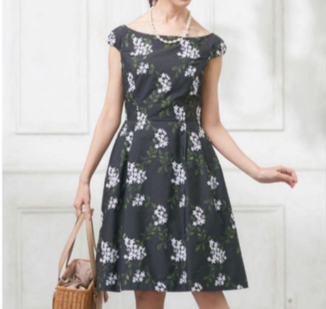 美品 TOCCA トッカ BLOOMING FLOWER フレアワンピース S