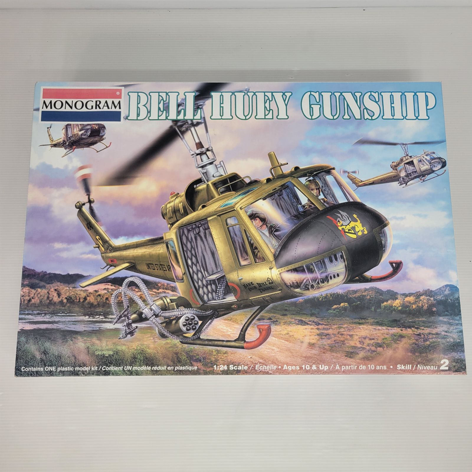 希少 MONOGRAM 1/24 BELL HUEY GUNSHIP プラモデル ヘリコプター - メルカリ