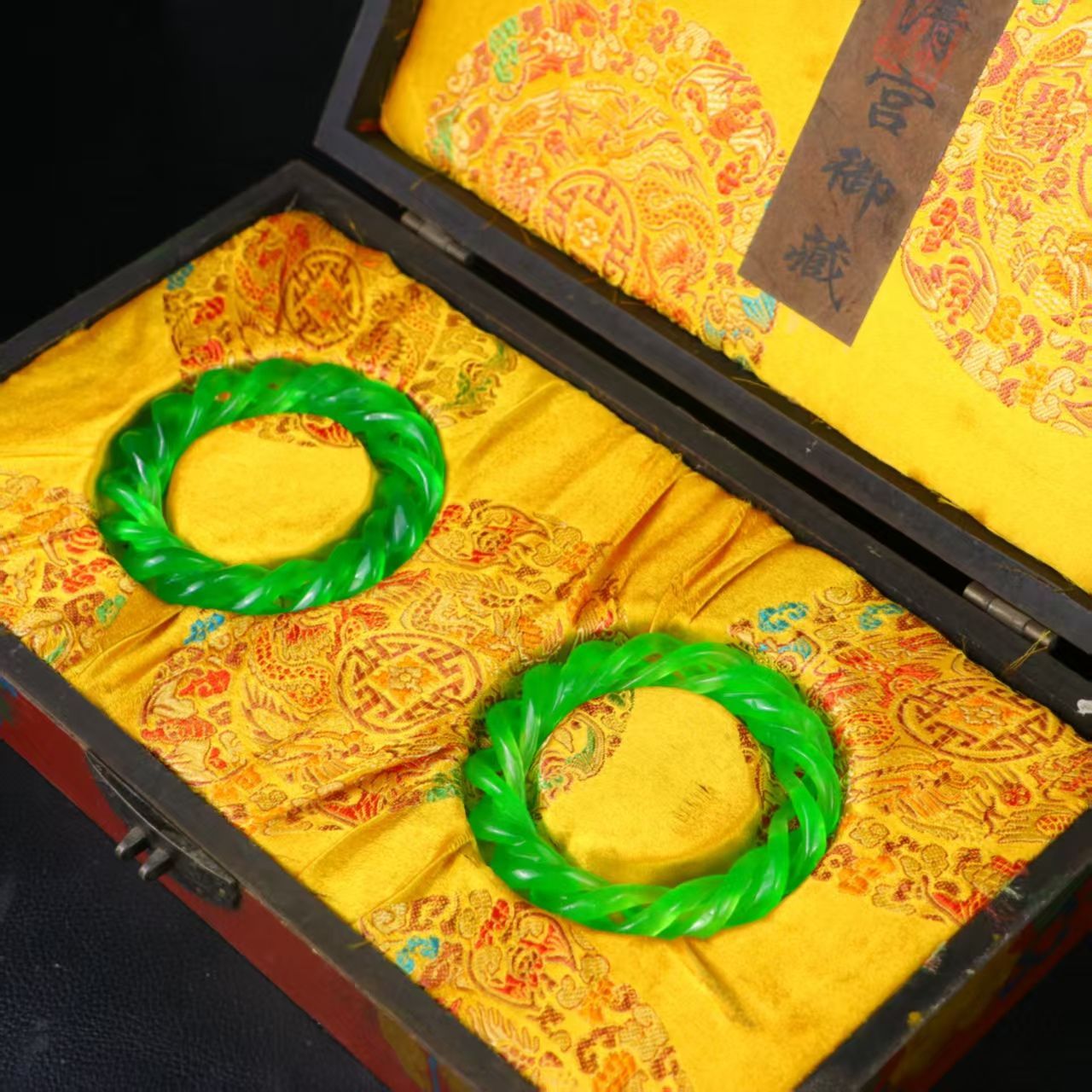 宮廷御蔵 髙氷翡翠彫