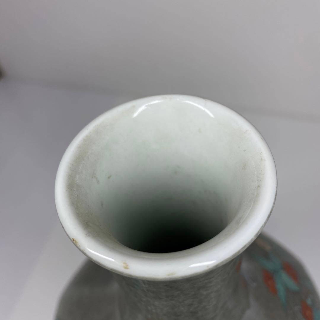 色鍋島薄墨草花文花瓶