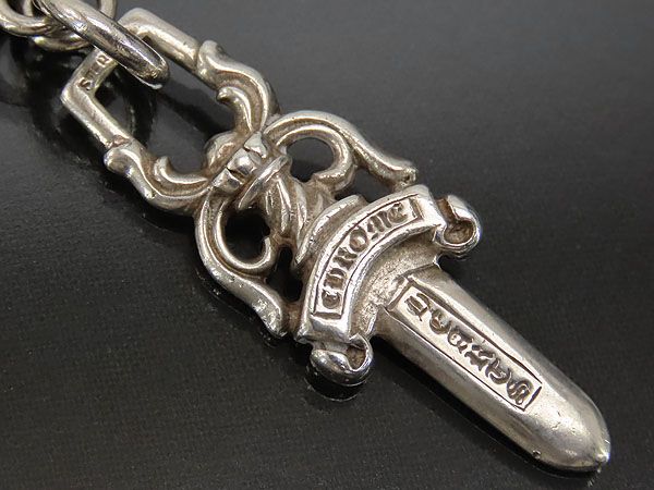 クロムハーツ　Chrome Hearts　3 TRINKETS　スリートリンケッツ　ダガー アンカー クロス　ペンダント トップ　ネックレストップ　チャーム　スターリングシルバー シルバー925 AG925　2351-304-6000-9100