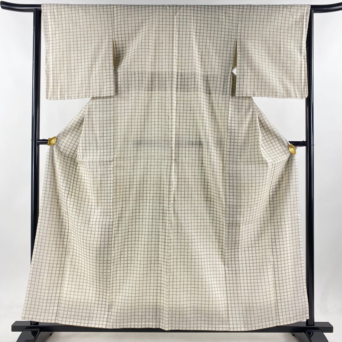 【美品】 結城紬 身丈159.5cm 裄丈64cm 正絹 逸品 【中古】 結城紬 身丈159.5cm 裄丈63.5cm S 袷 本場結城紬 藤貫株式会社 証紙