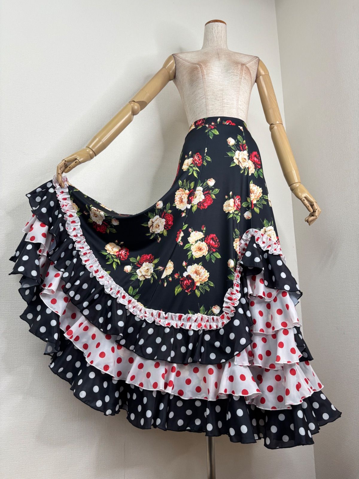フラメンコ　ファルダ　新品　黒　フラメンコ衣装　社交ダンス　Leirena HTB1TYTsSMHqK1RjSZFkq6x.WFXa8.jpg