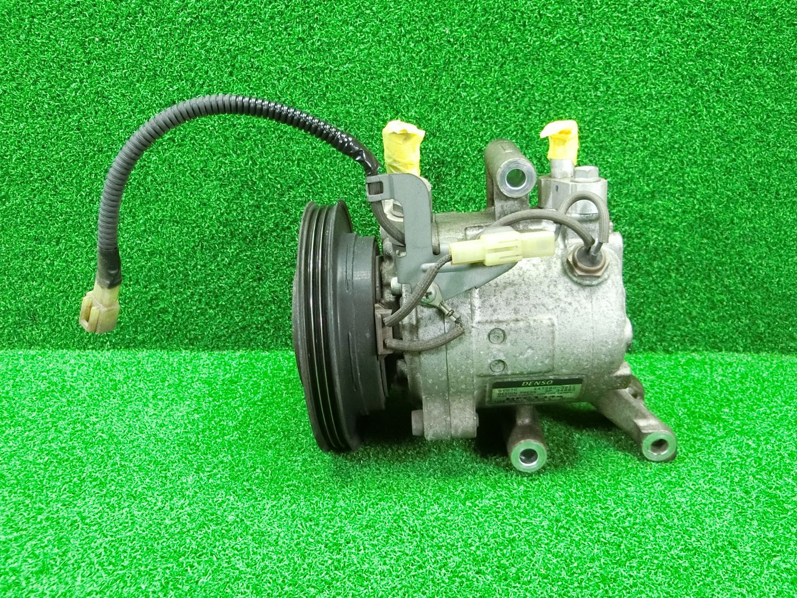 K7971] AC コンプレッサー DENSO 447280-3211 タント L375S
