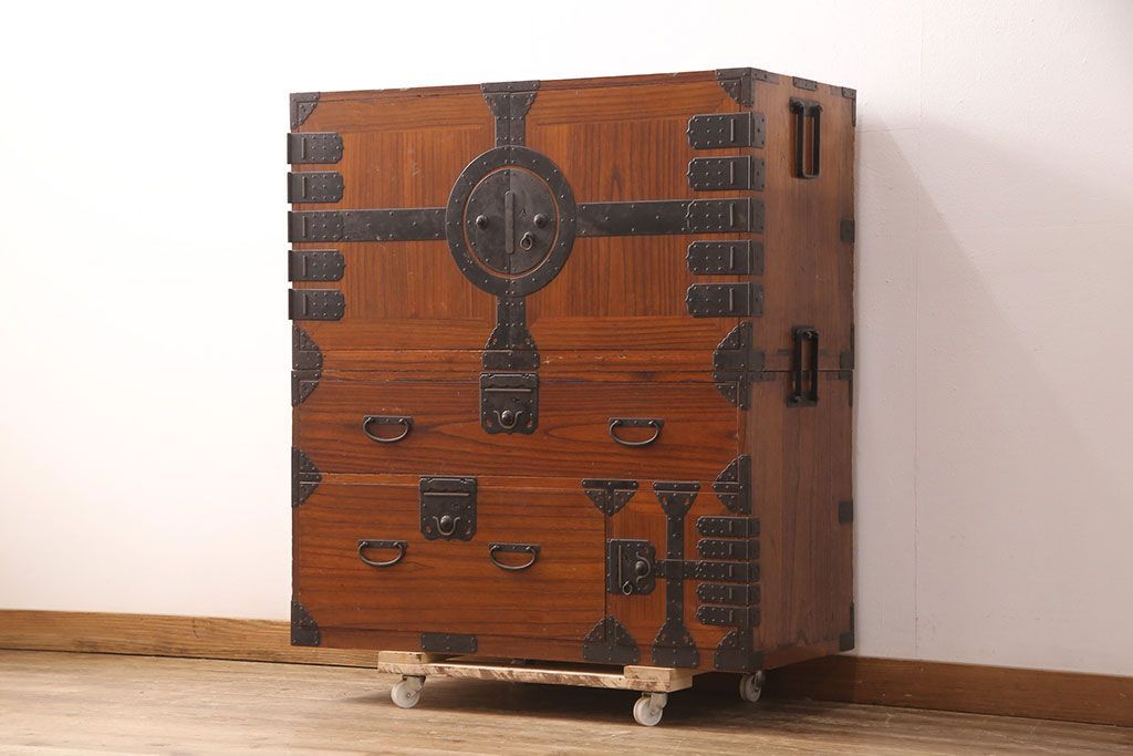 Sale 和製アンティーク 重厚感ある鉄器 チェストキャビネット 民芸