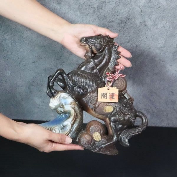 招財進宝の陶器製置物 だるまシーサーペア 赤緑 / 置物 / 高江洲陶器所 | ゆいまーる沖縄