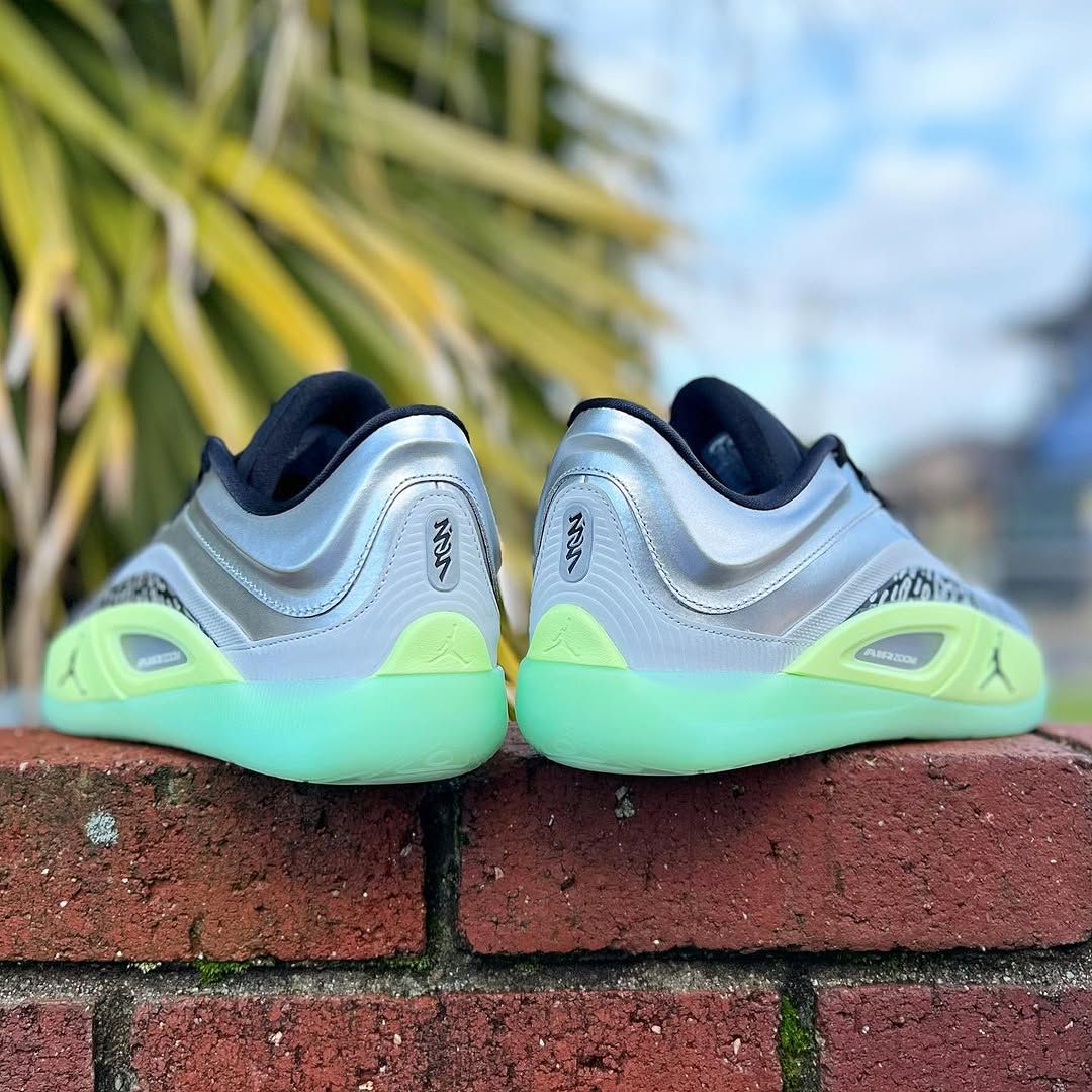 JORDAN ZION 4 PF ジョーダン ザイオン 4 【MEN'S】 grey fog