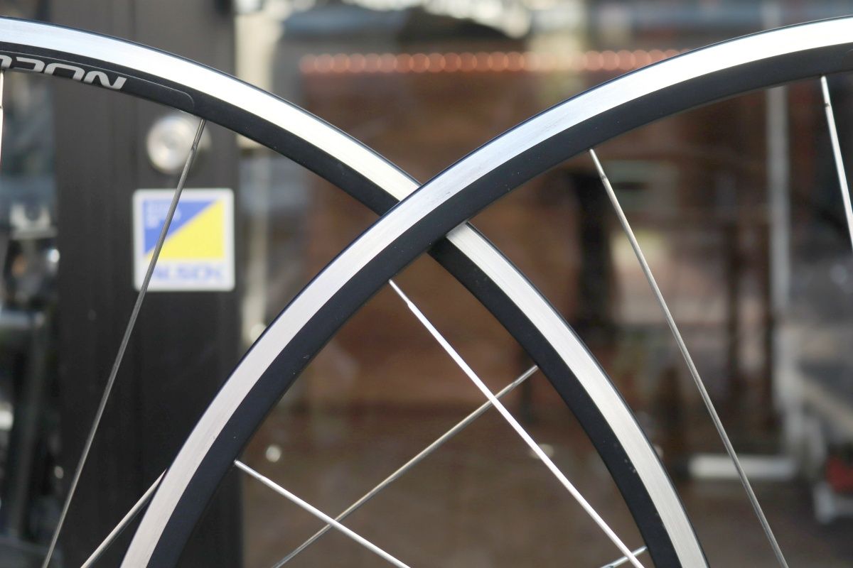 カンパニョーロ Campagnolo ニュークレオン NUCLEON アルミ