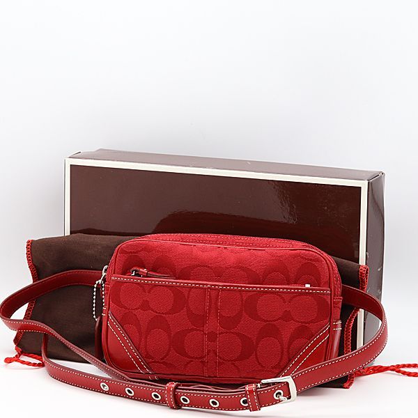 COACH 〈美品〉ウエストポーチ 美品 箱付 コーチ ウエストポーチ シグネチャー キャンバス×レザー