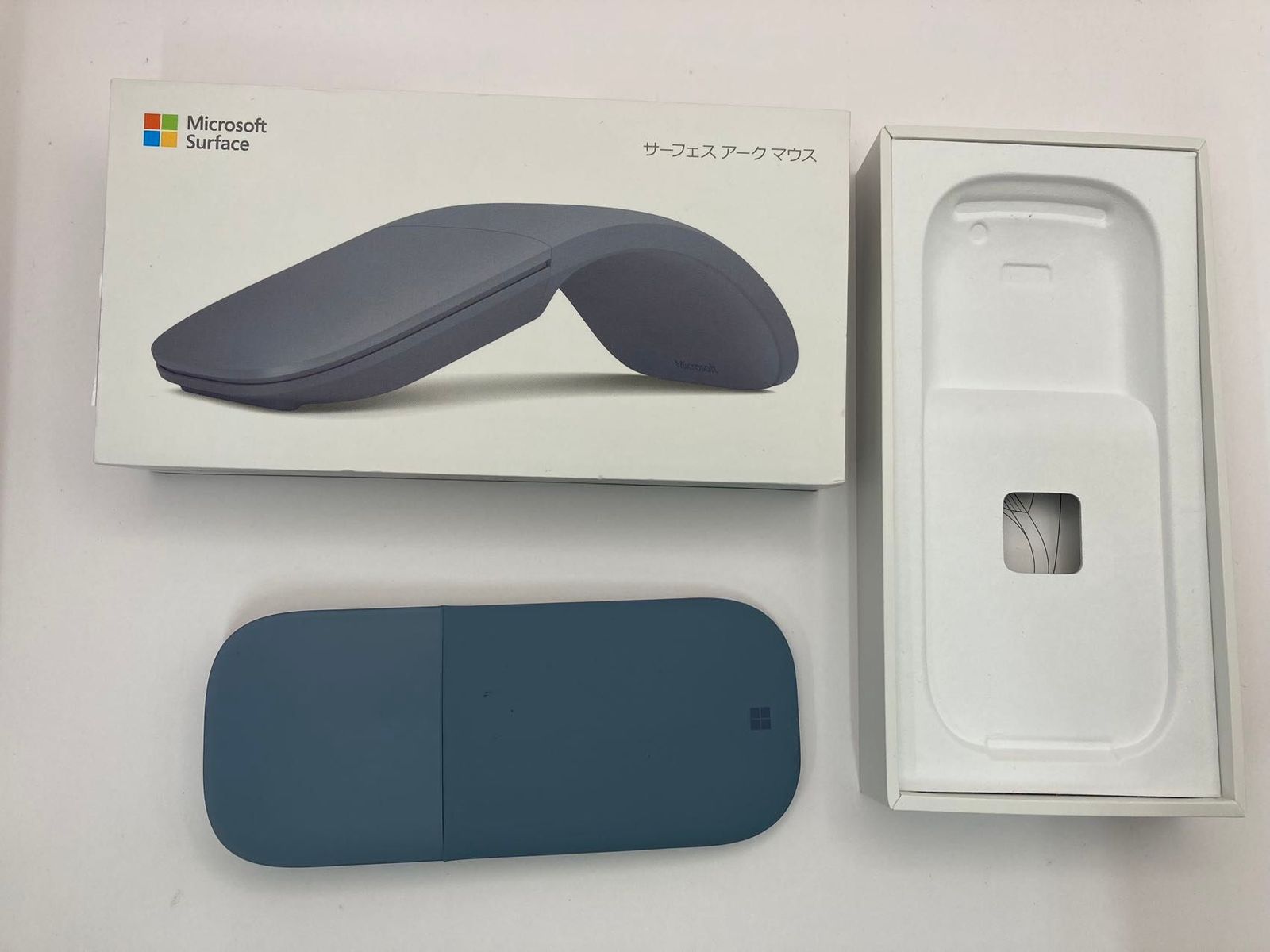 美品　マイクロソフト Surface Arc Mouse アイスブルー CZV-00071