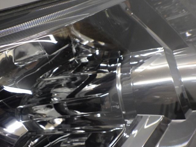 ☆コーティング 比較的綺麗 CV デリカD5 前期 CV5W ヘッドライト 左右