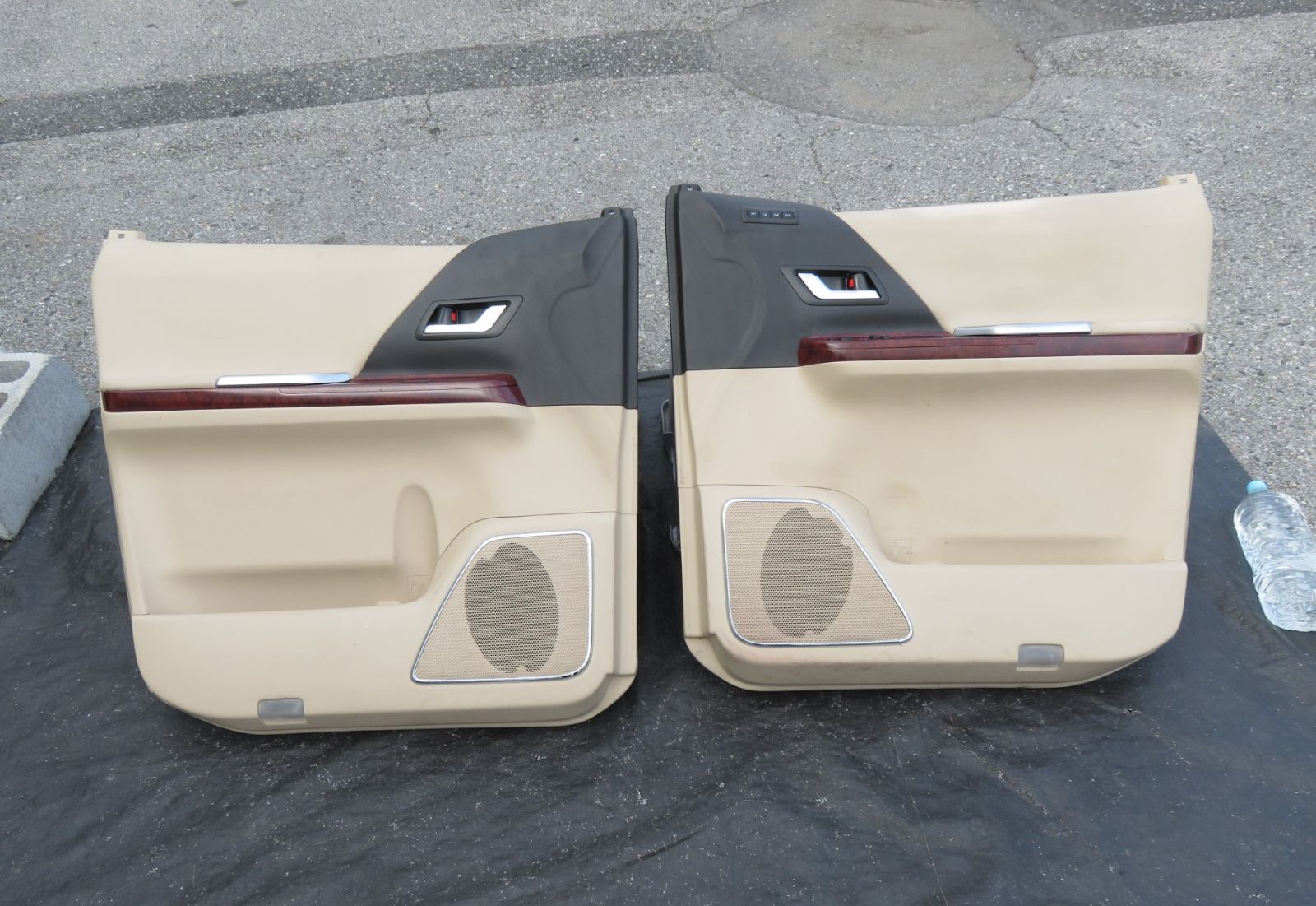 LA6423 ヴェルファイア GGH25W 前期 レザー調 ドア内張り パネル トリム 運転席 助手席 ANH20W ANH25W GGH20W アルファード共通 傷汚れ