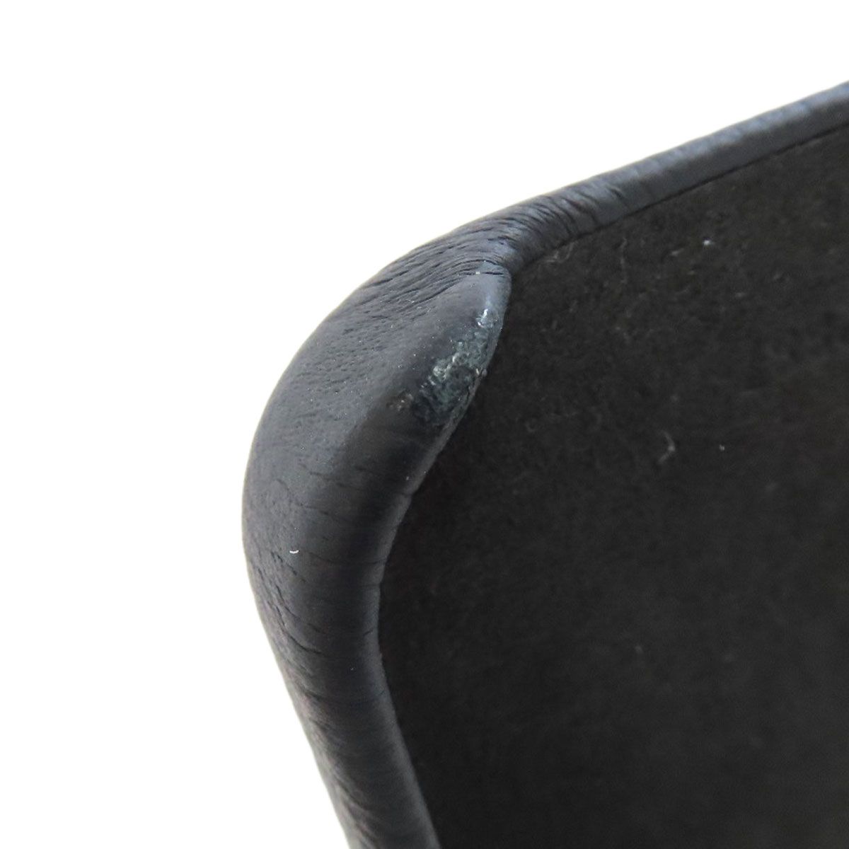 LOUIS VUITTON ルイヴィトン M82887 IPHONE・バンパー 15 PRO