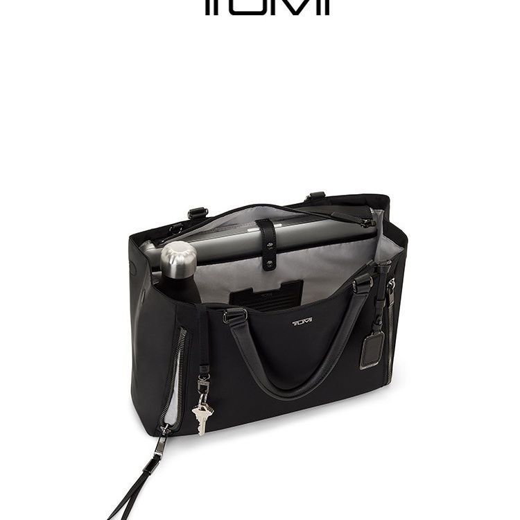 TUMI ブラック ヴァレッタ Valetta Large Tote | Tumi US