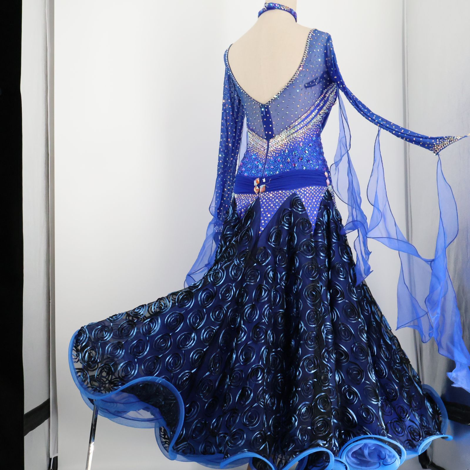 【社交ダンス衣装】ブルー×豪華フリル ワンピース ドレス フロート レース 社交ダンス衣装】ブルー×豪華フリル ワンピース ドレス フロート