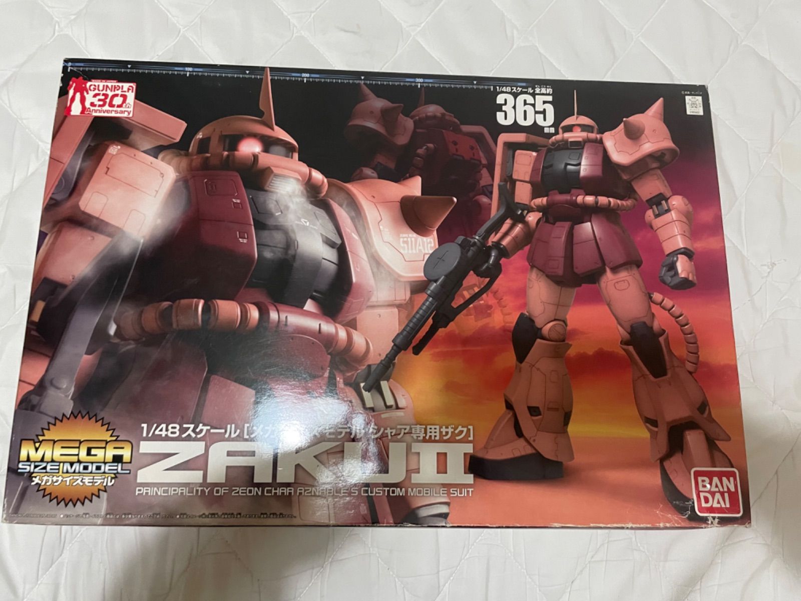 バンダイ 1／48 メガサイズモデル MS－06S シャア専用ザク