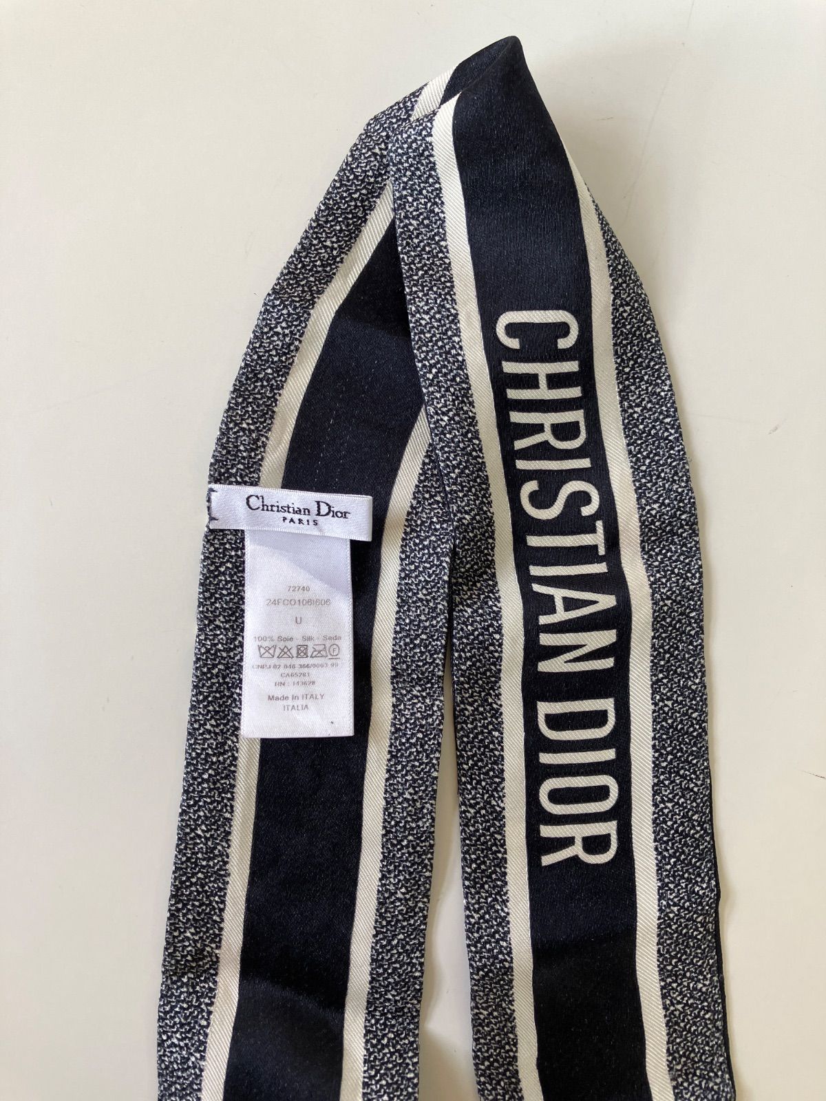 ディオール　スカーフ　DIOR Dior DIOR | Designer Silk Scarves & Mitzah for Women