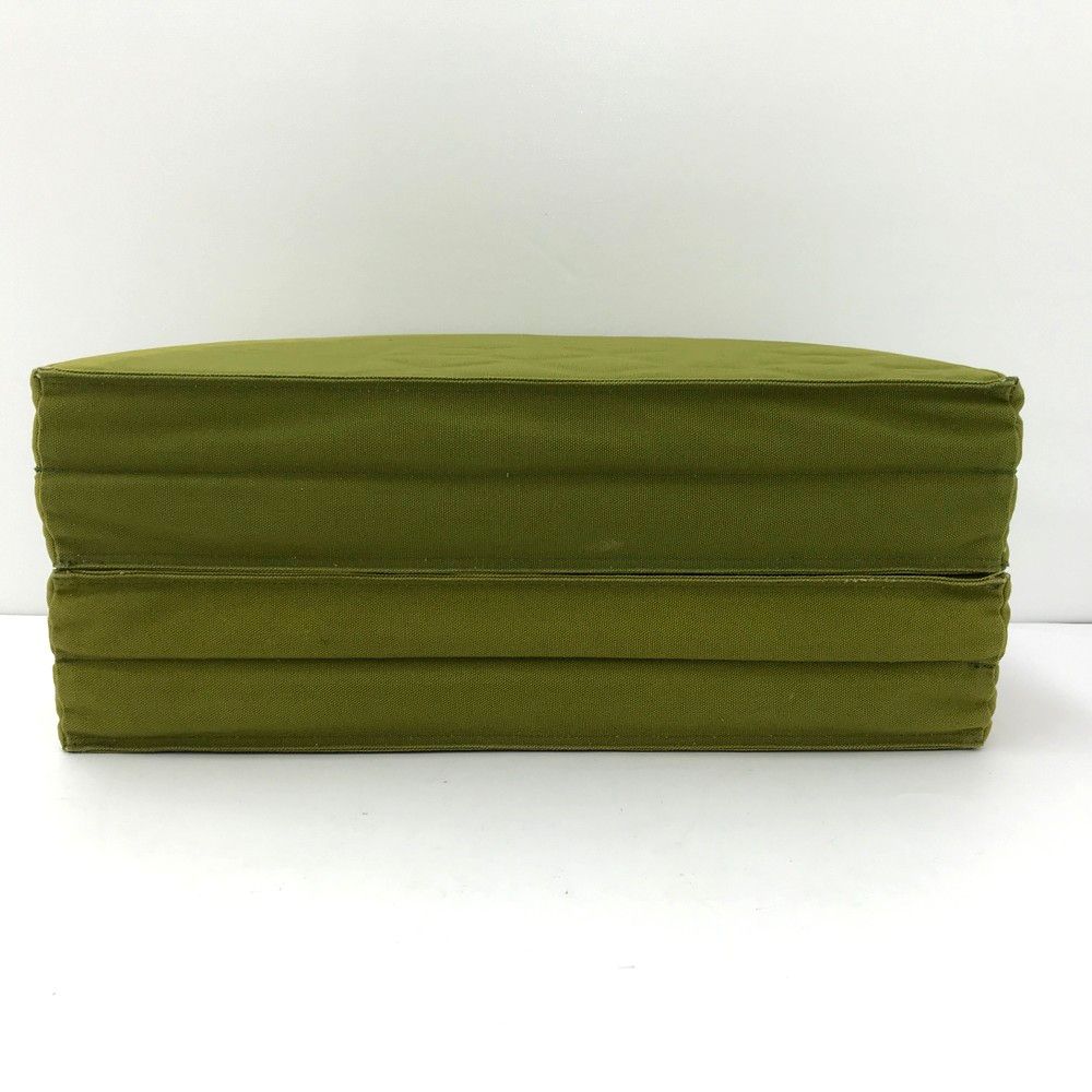 スノーピーク snowpeak ラウンジクッション 2個セット TM-096GR グリーン 座布団 クッション キャンプ アウトドア 【即日発送】 未使用 スノーピーク snowpeak ラウンジクッション TM-096GR グリーン 座布団 クッション キャンプ アウトドア