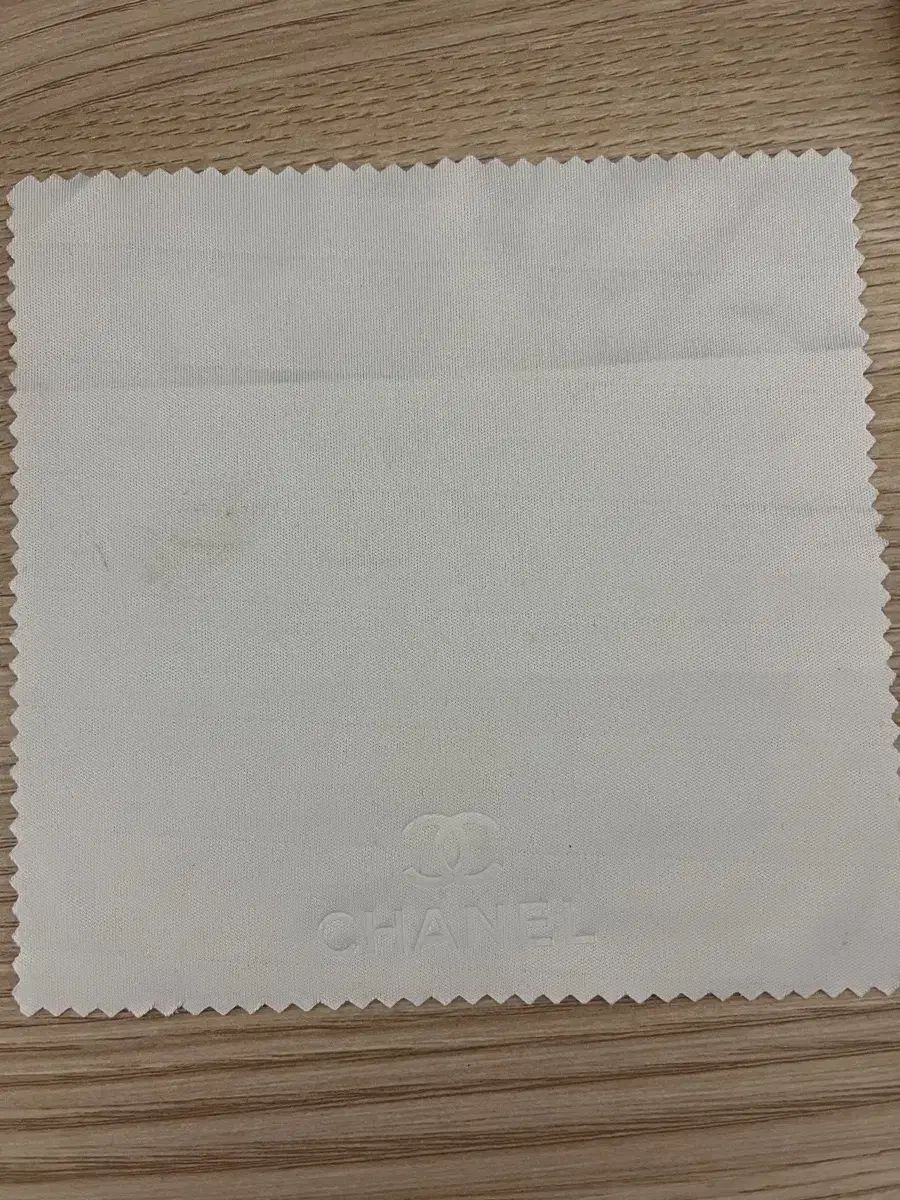CHANEL シャネル