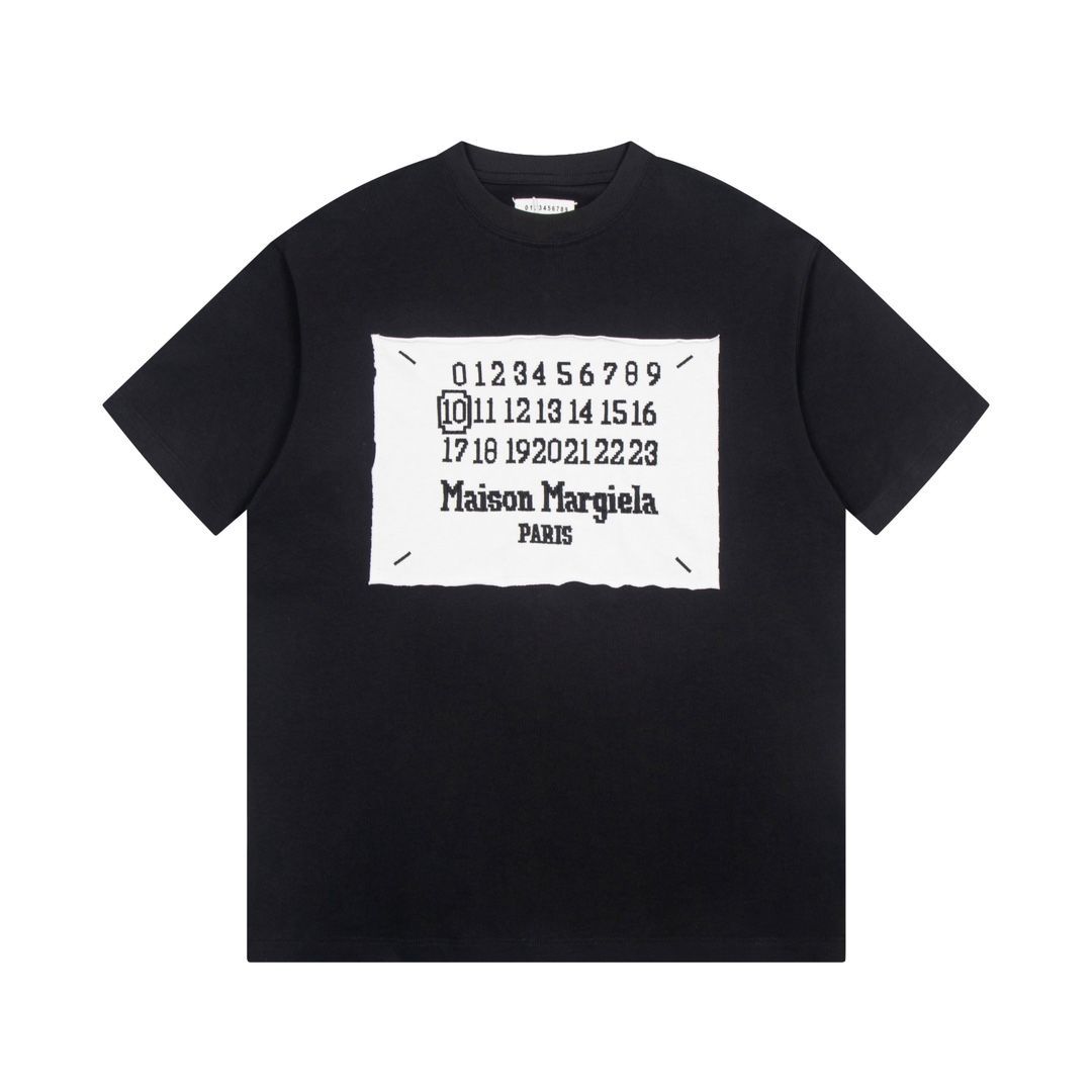 Madison Margiela メゾン マルジェラ 24年デジタルカレンダー刺繍半袖Tシャツ - メルカリ