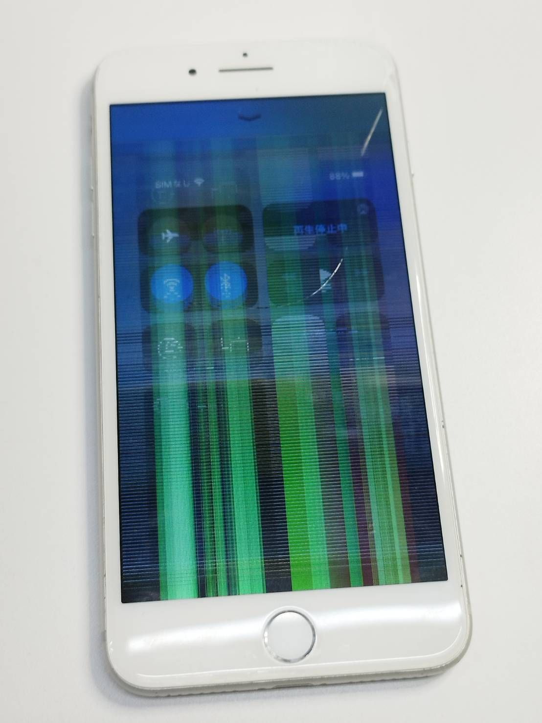 工場 【ジャンク】iPhone 8 Plus/256GB/A1898〈MQ9P2J/A〉