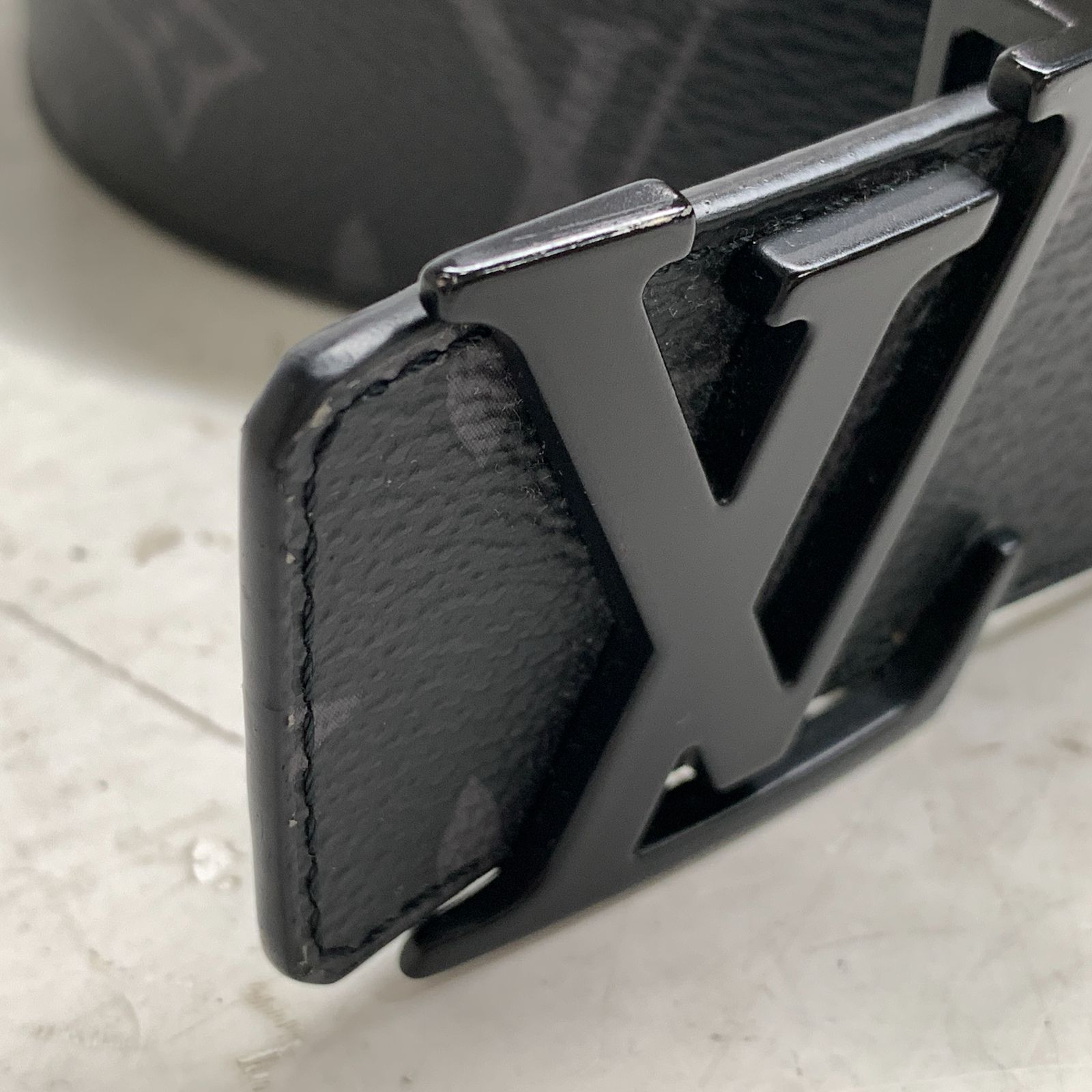 f001 B 美品 LOUIS VUITTON ベルト モノグラム エクリプス M0449Q 40MM