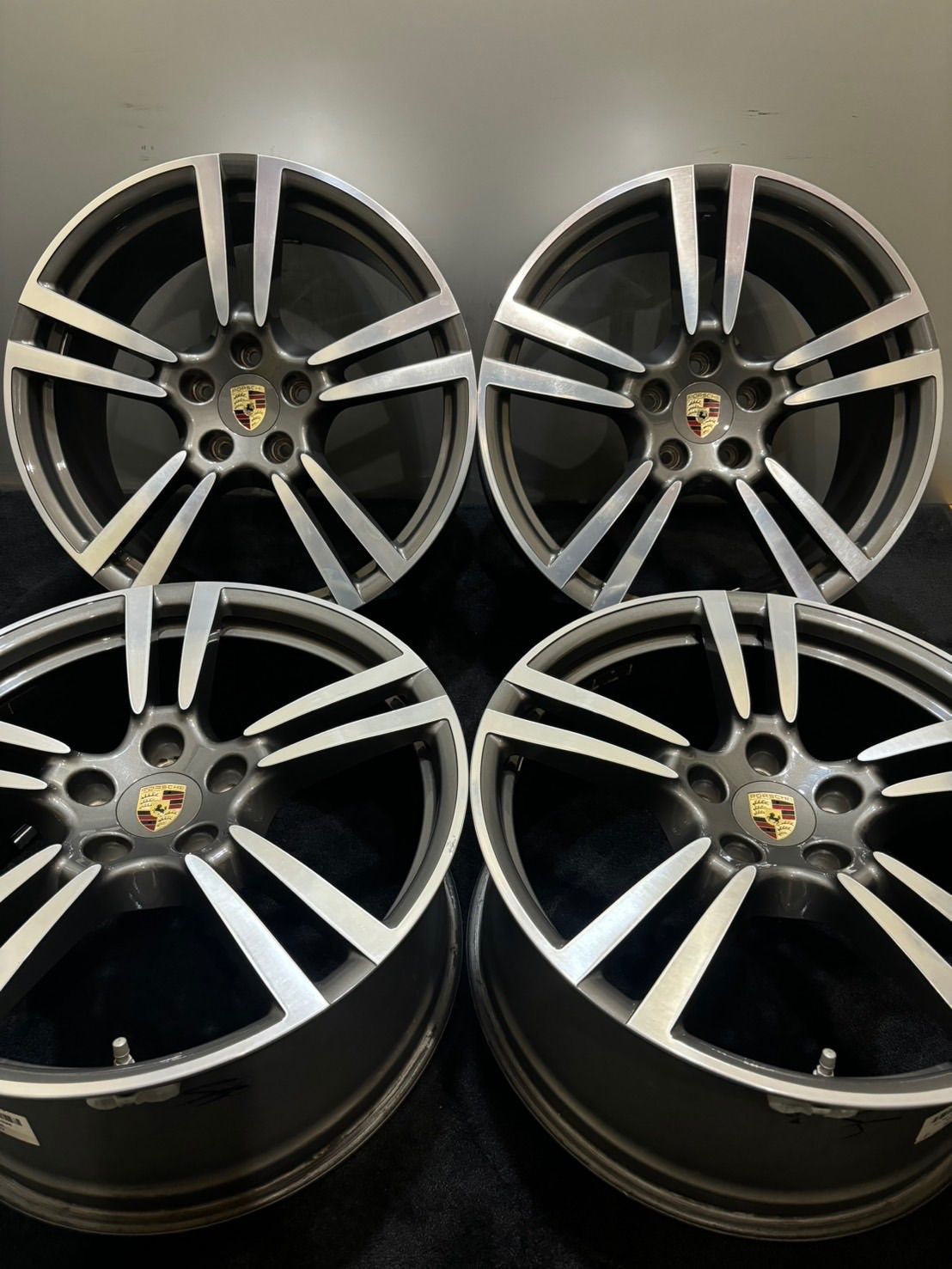 ポルシェ 958 カイエンターボ 純正 OP 21インチ 10J 50 130 5H アルミホイール 4本 2-K204