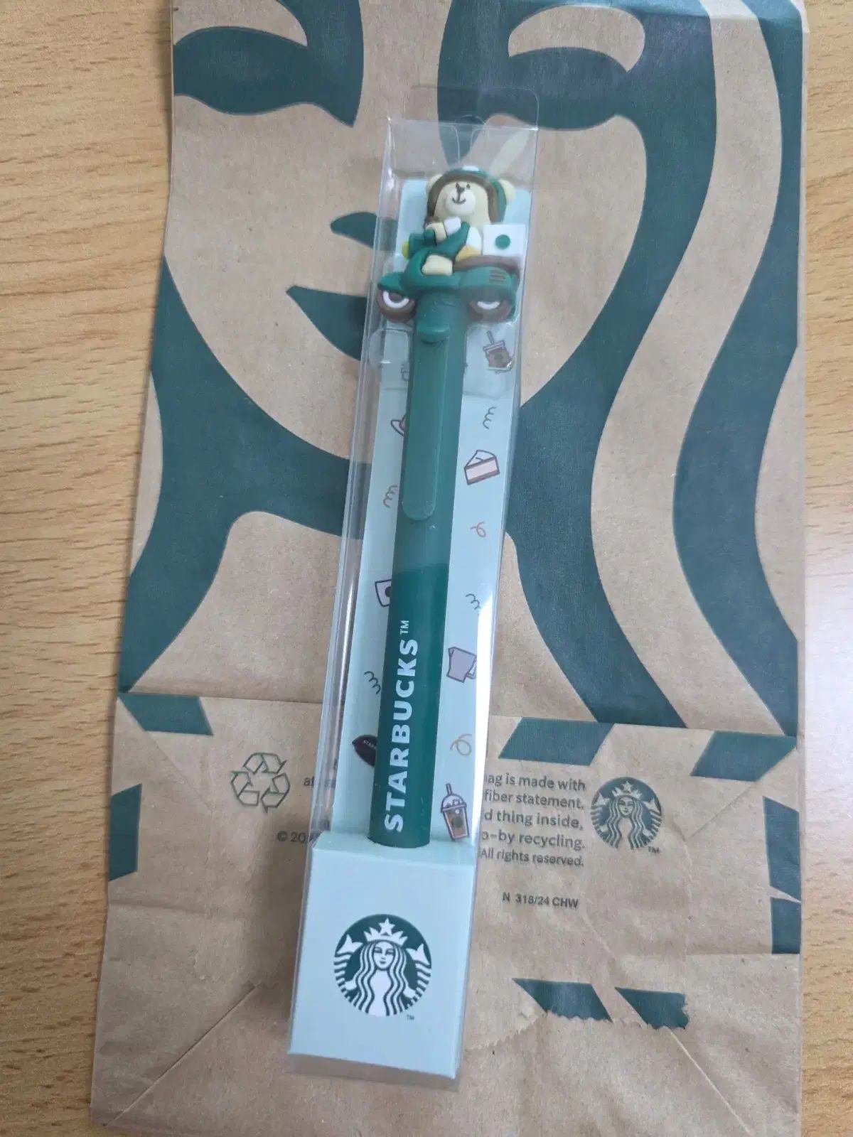 スターバックス ベアリスタペン 出品