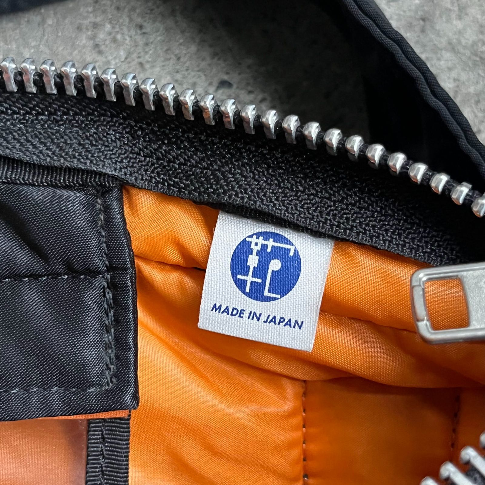 未使用 PORTER タンカー ヘルメットバッグ L 2way ブラック 楽天市場】ポーター タンカー ヘルメット（バッグ・小物