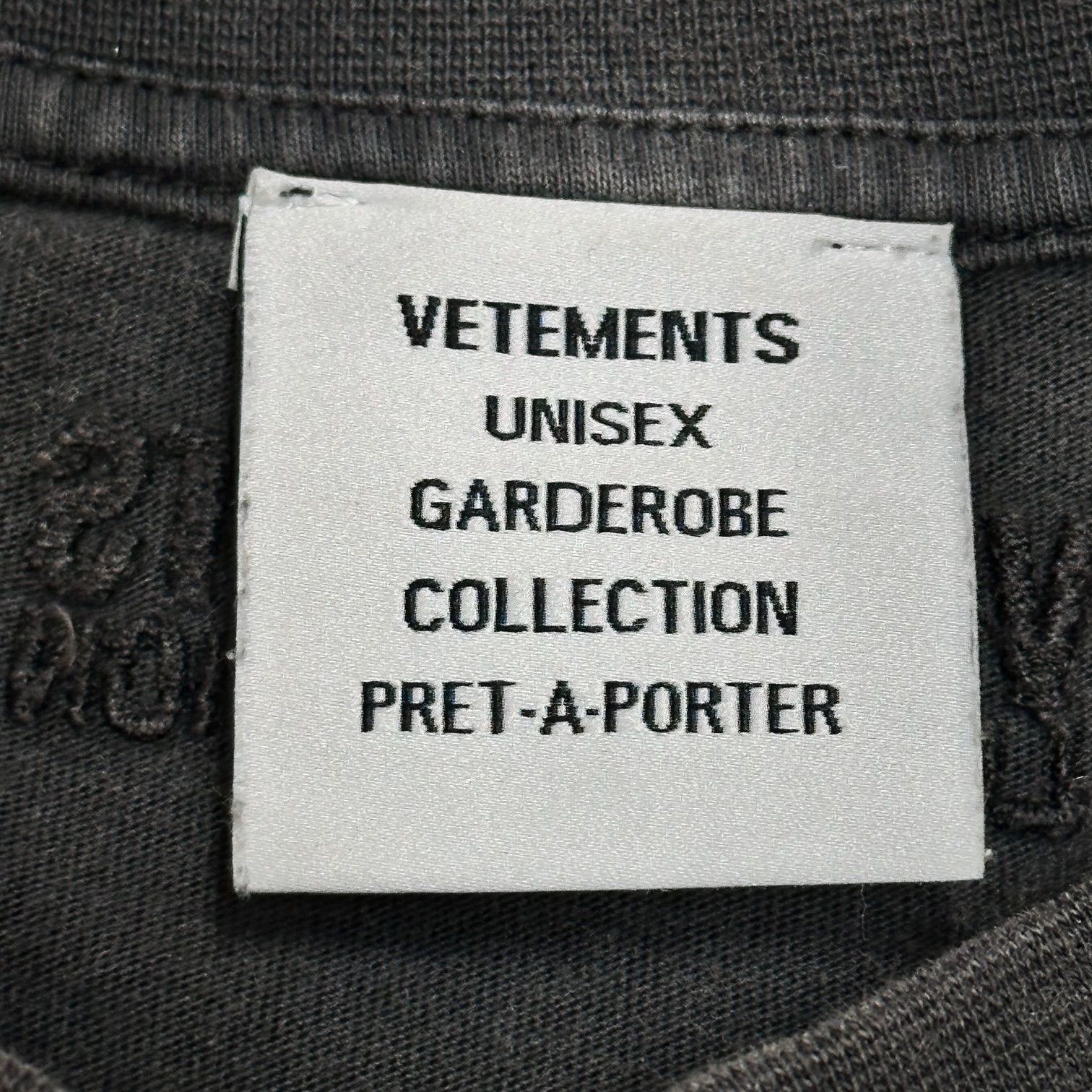 VETEMENTS 23AW