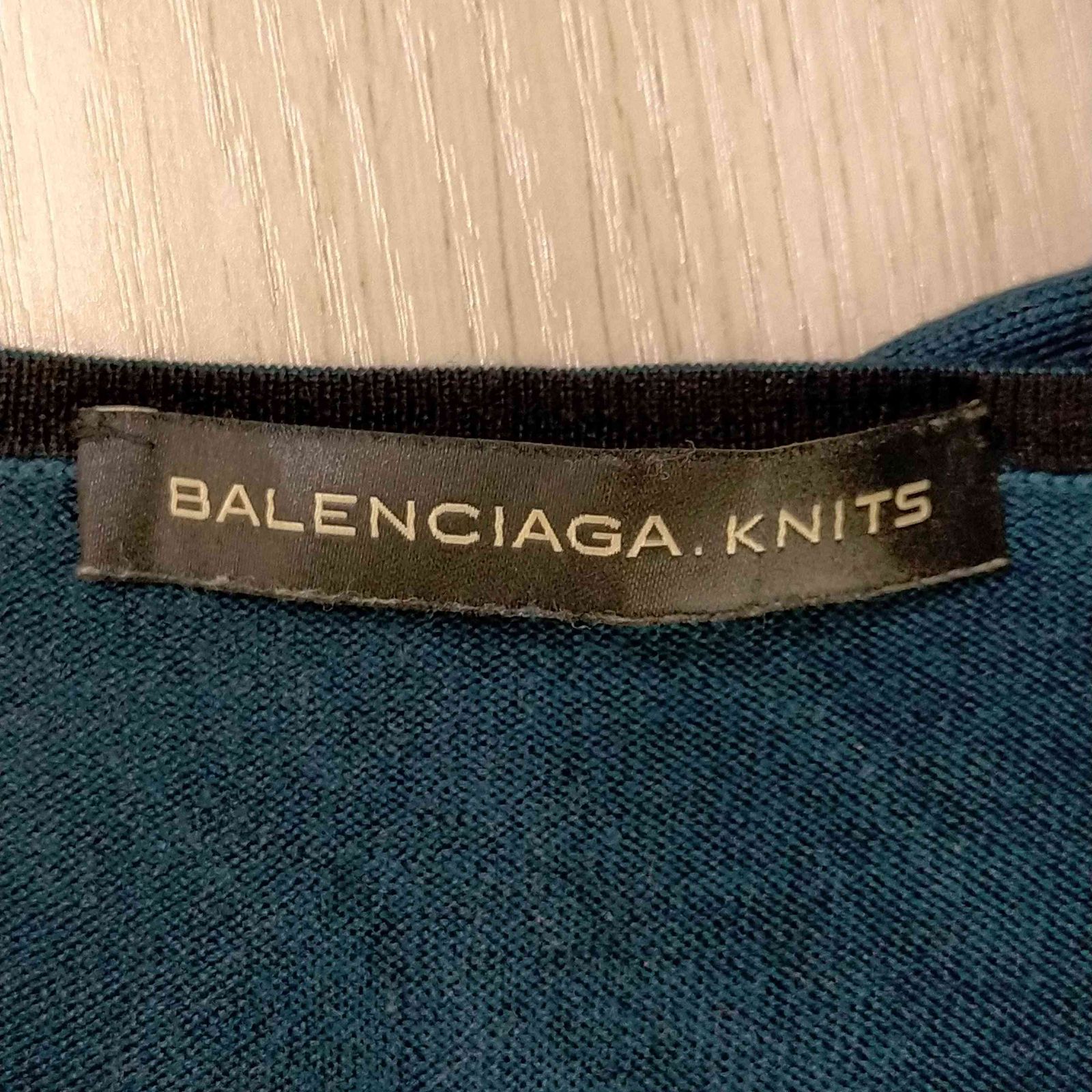 バレンシアガニット BALENCIAGA KNITS シルクカシミヤ Vネックニット