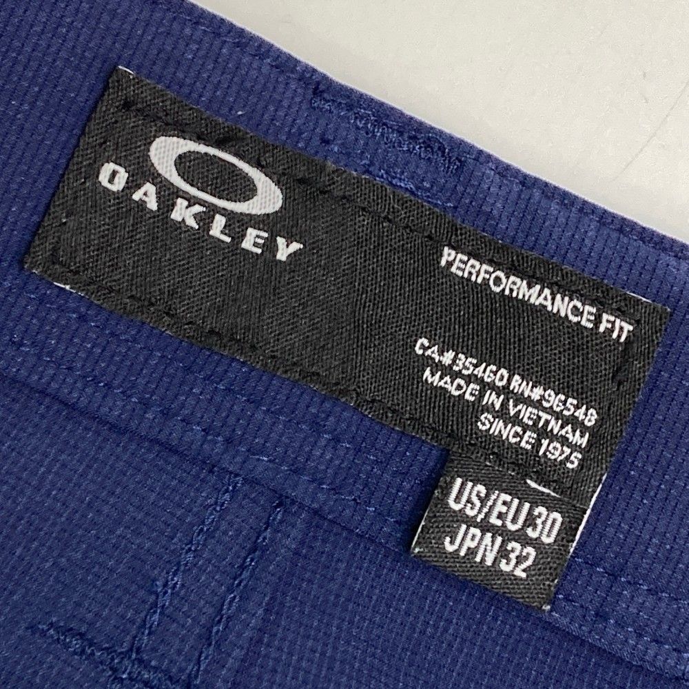 サイズ：32 OAKLEY オークリー パンツ ネイビー系 [240101464529