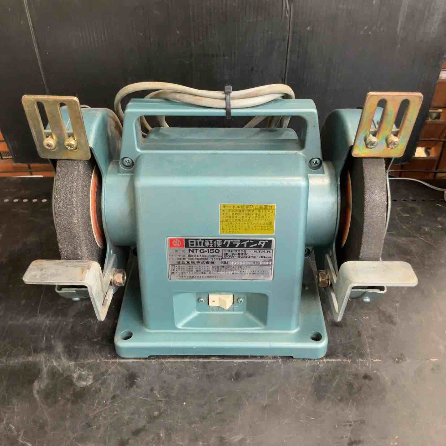 純プラチナ ツイストデザインリング Pt1000