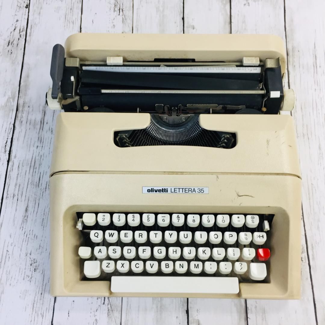 アンティークタイプライター☆olivetti LETTERA 35 - コレクション